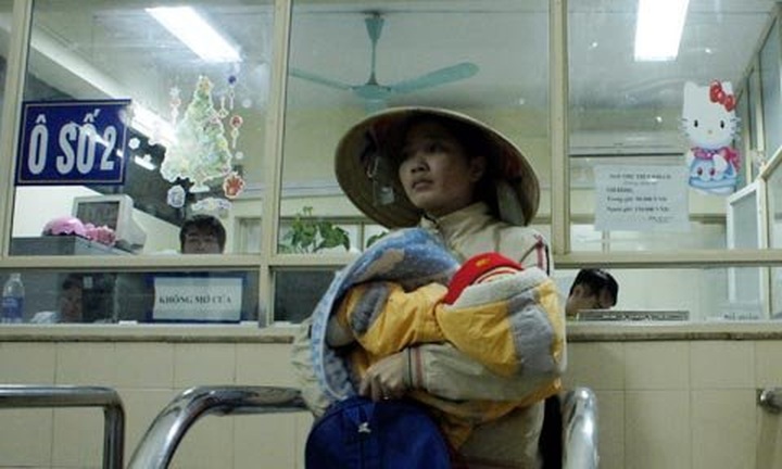 Many old people, children hospitalised in cold weather - 16