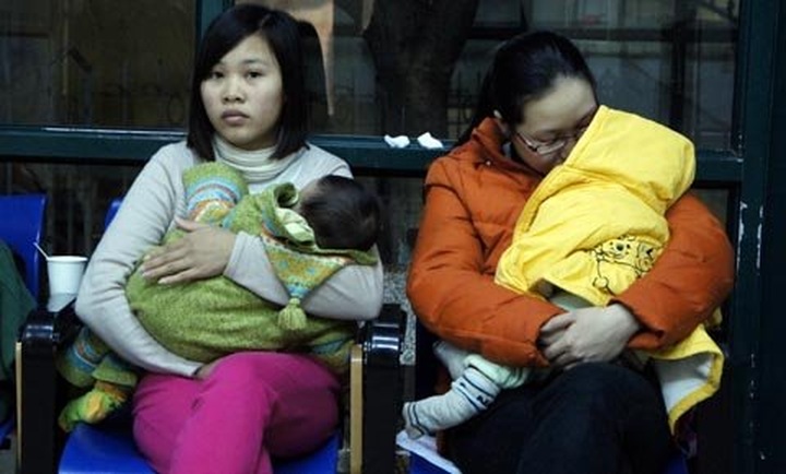 Many old people, children hospitalised in cold weather - 18