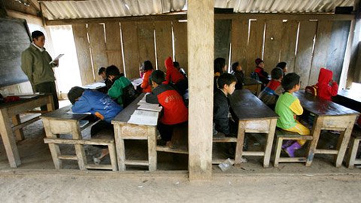 Poor mountainous students tremble in icy cold - 4 Poor mountainous students tremble in icy cold - 4