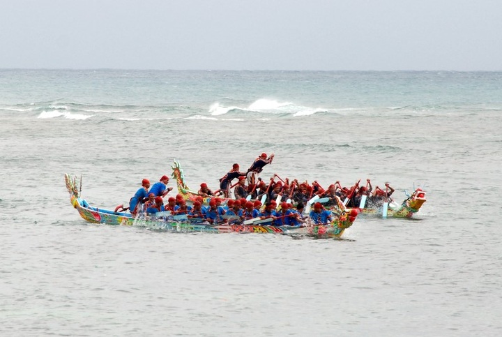 Boat race festival on Ly Son Island - 14