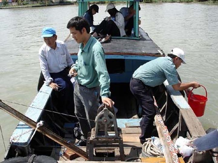 Vietnam seriously lacks water monitoring stations - 1