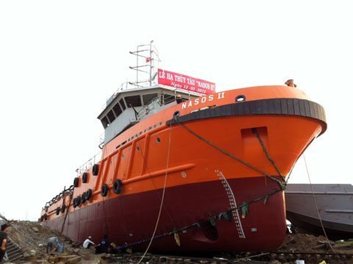 Vietnam’s largest oil spill response vessel launched - 1