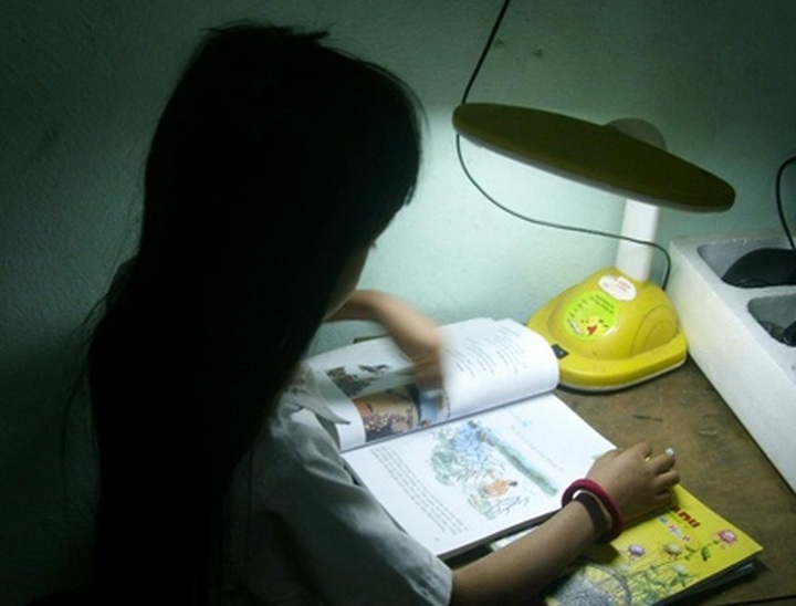 Struggling with home exercises, first graders getting afraid of learning - 1