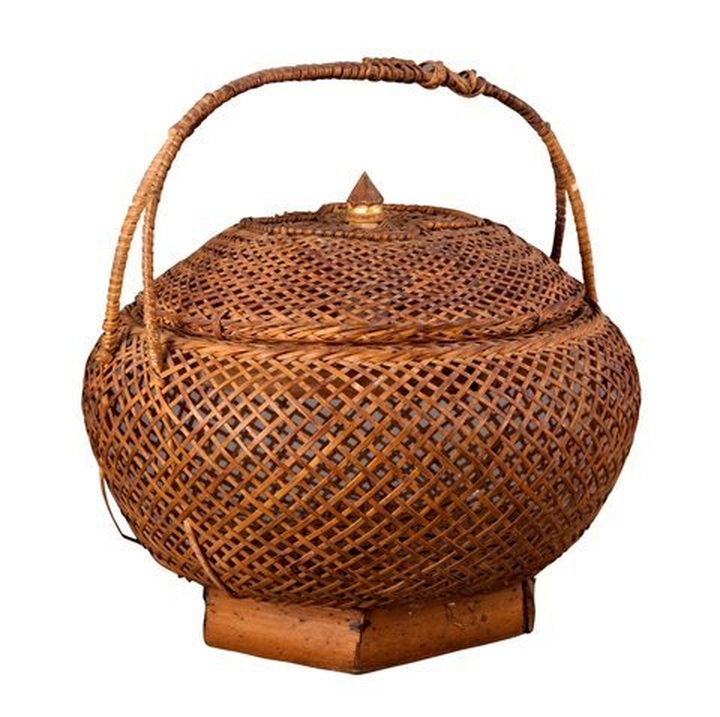 Artifacts of the betel and areca culture - 28