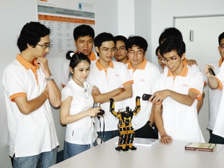 Bad language skills, mechanism hinder Vietnam’s education integration - 1 Bad language skills, mechanism hinder Vietnam’s education integration - 1