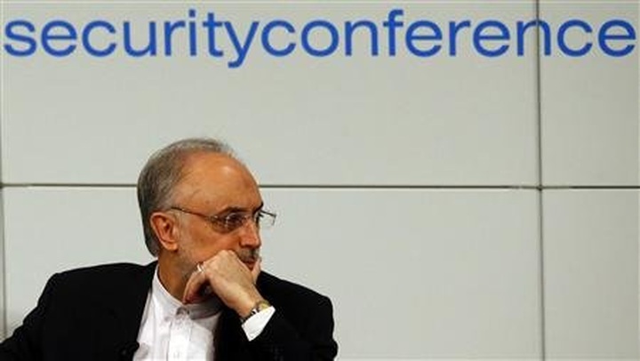 Iran hedges on nuclear talks with six powers or U.S. - 1