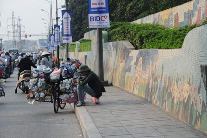 Capital millennium public art suffers - 10 Capital millennium public art suffers - 10