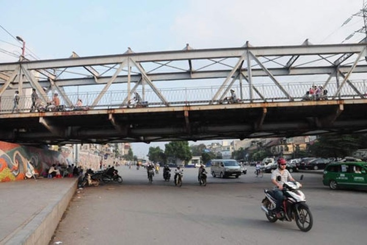 Capital millennium public art suffers - 8 Capital millennium public art suffers - 8