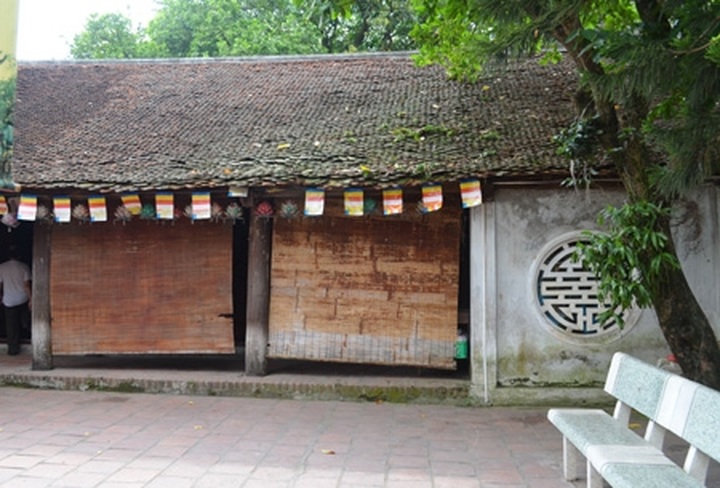 Hanoi’s One-pillar Pagoda faces serious deterioration - 2