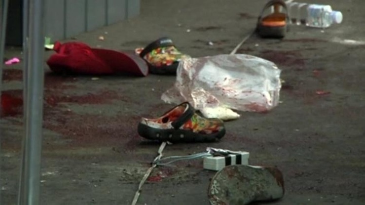 Thai PM leaves Bangkok as bombs, gunfire punctuate unrest - 1 Thai PM leaves Bangkok as bombs, gunfire punctuate unrest - 1