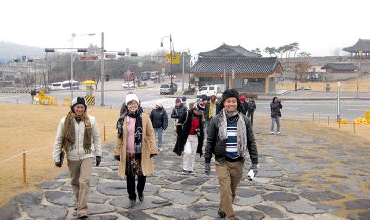 Vietnamese tourists flee on foreign countries - 2