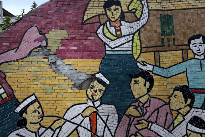 Ceramic Road looking worn after three years - 2