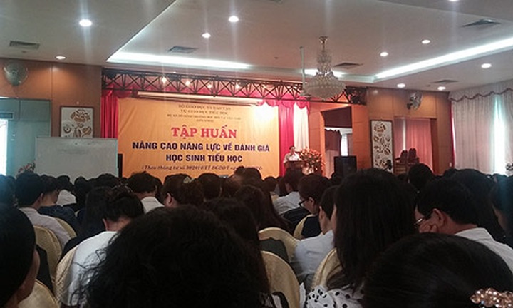 Official clarifies new primary school grading system - 2 Official clarifies new primary school grading system - 2