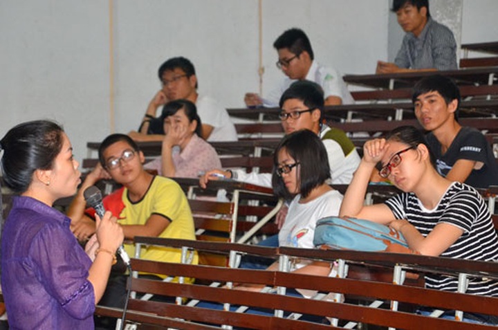 Vietnamese study at university for a degree, not for knowledge - 1 Vietnamese study at university for a degree, not for knowledge - 1