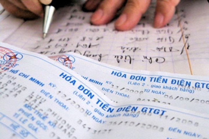 Lacking money, MOF attempts to raise fees - 1