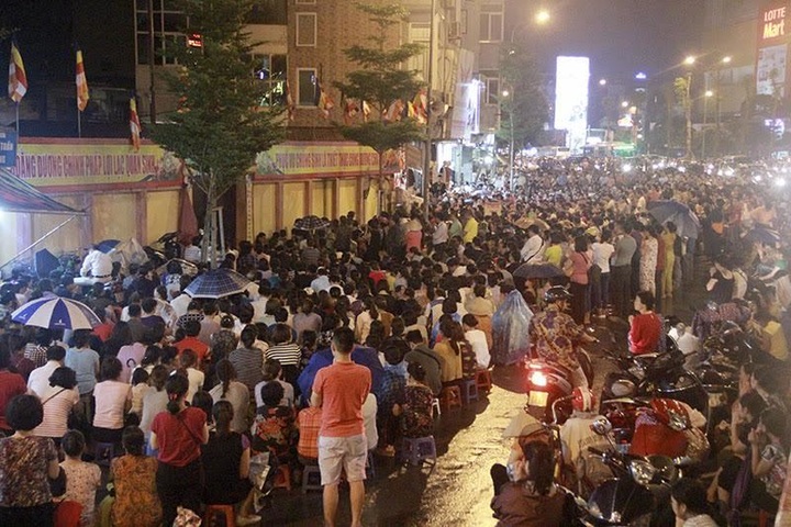 Vu Lan celebrations begin - 1