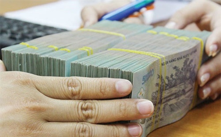 Local authorities continue frivolous spending - 1
