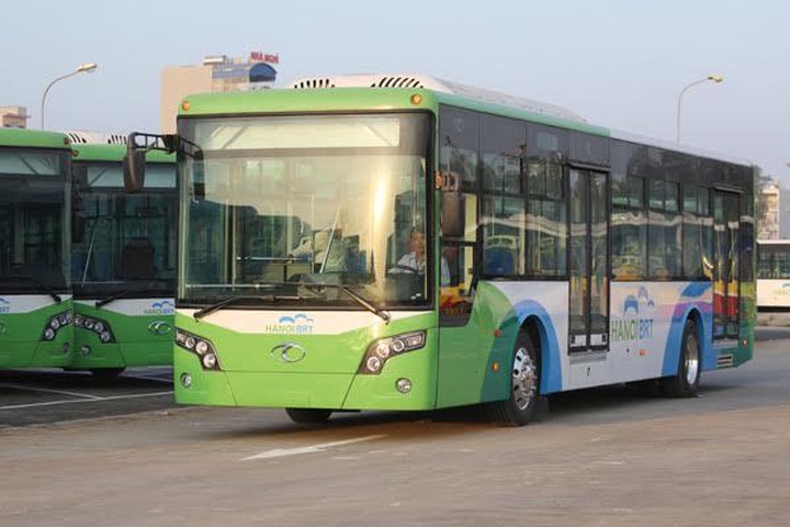 WB specialist believes in first BRT route’s effects in Hanoi - 1