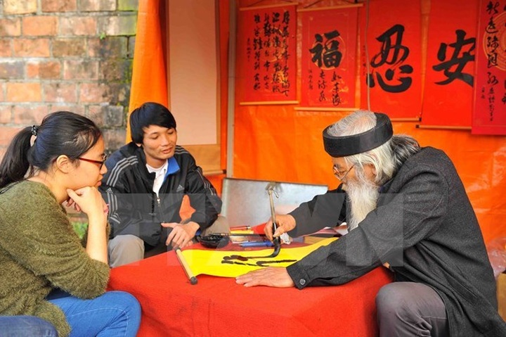 Hanoi: calligraphy fest to run during Tet - 1