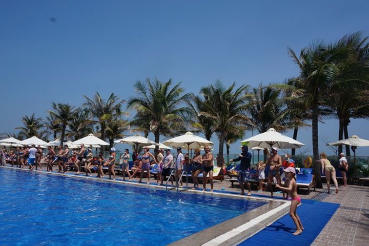 Nha Trang faces severe scarcity of hotel rooms - 1