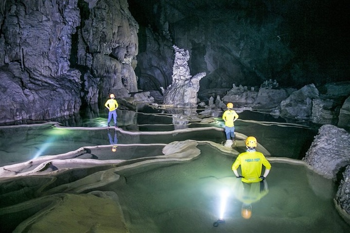 Quang Binh opens three new caves to visitors - 1