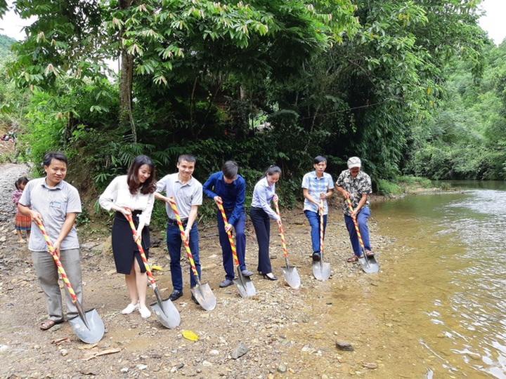 DTiNews/Dantri helps build bridge in Ha Giang - 1 DTiNews/Dantri helps build bridge in Ha Giang - 1