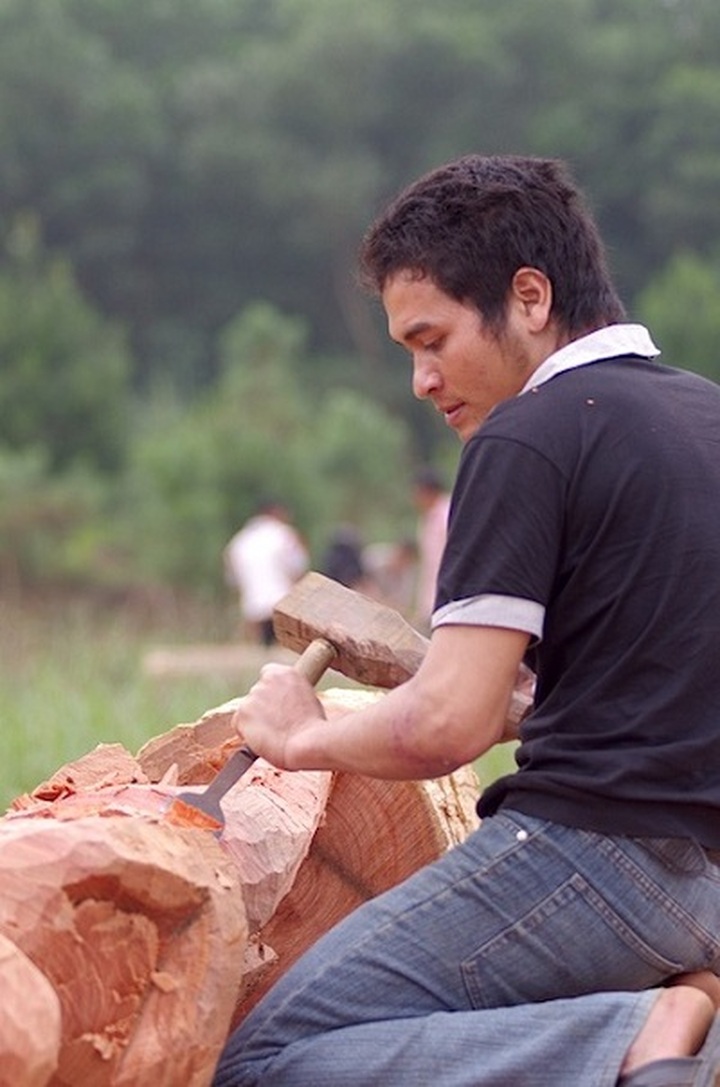 Ethnic funerary sculpture exhibition in Hanoi - 2