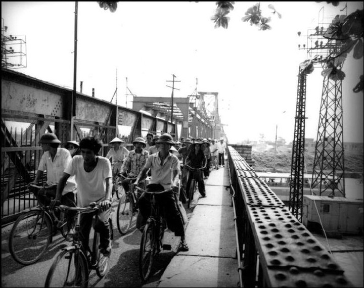 Vietnamese life in the 1990s - 27