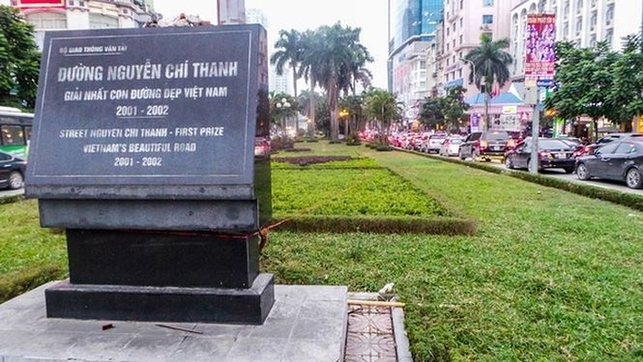 Major Hanoi street to be widened - 6