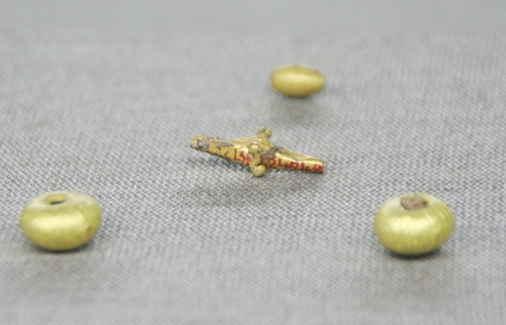 Ancient jewellery on display in Hue - 12