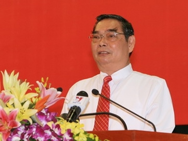 Politburo member asks for better forecasting - 1