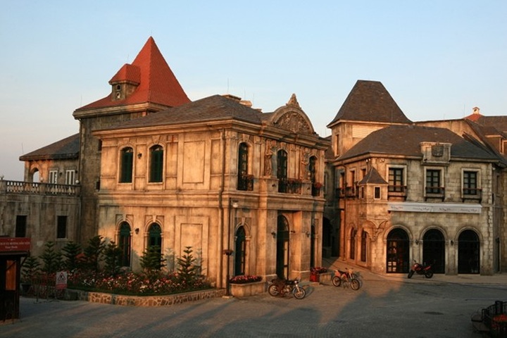 French Village’ opens to tourists at Ba Na Mountain - 3 French Village’ opens to tourists at Ba Na Mountain - 3