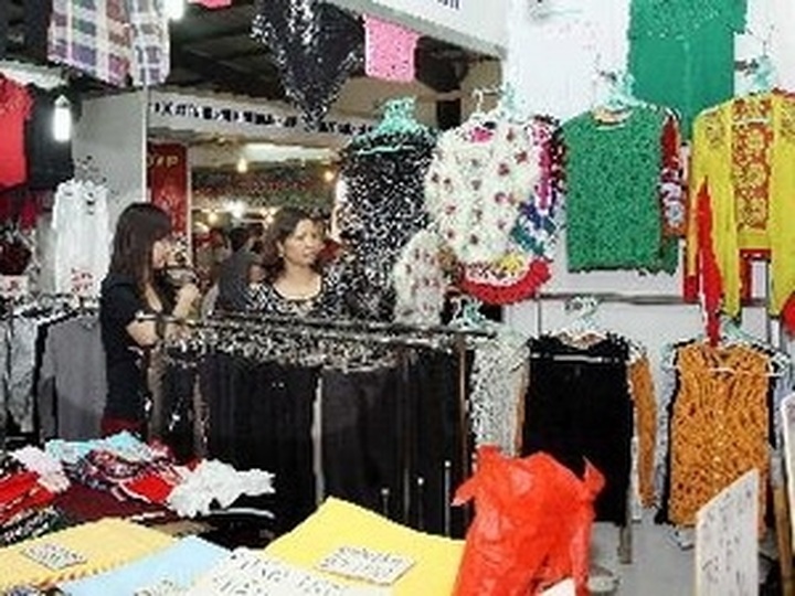 HCM City prepares for sales promotion - 1
