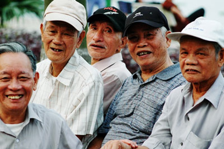 Vietnamese average life span rises to 73 - 1 Vietnamese average life span rises to 73 - 1