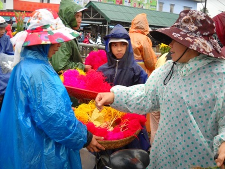 Unique Hue bamboo flowers brighten Tet Ceremonies - 1