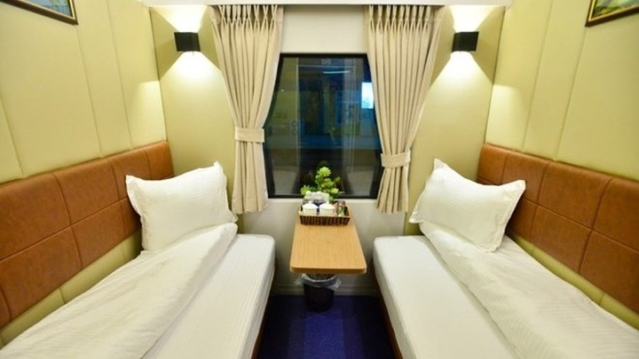 VIP 2-bed cabins on high-quality trains serve Hanoi - Ho Chi Minh City route - 1 VIP 2-bed cabins on high-quality trains serve Hanoi - Ho Chi Minh City route - 1