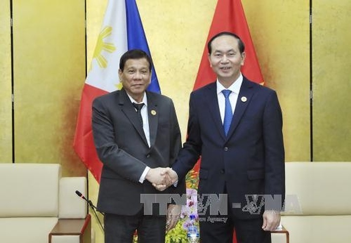 Vietnam to send 200 tonnes of rice to help Filipino terror attack victims - 1 Vietnam to send 200 tonnes of rice to help Filipino terror attack victims - 1