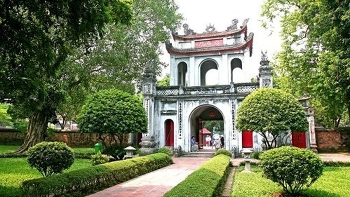 Hanoi seeks closer tourism cooperation with Sweden - 1