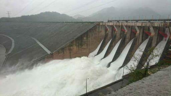 37 dead, scores missing in flash floods in northern and central regions - 3 37 dead, scores missing in flash floods in northern and central regions - 3