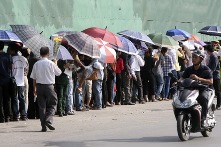 Moving photos at General Giap’s house on final tribute day - 3 Moving photos at General Giap’s house on final tribute day - 3