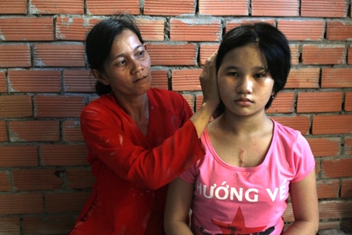 Little girl is facing death after numerous surgeries - 1