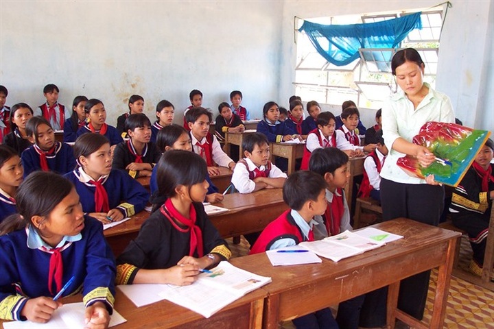 Ethnic language barriers should be removed - 1 Ethnic language barriers should be removed - 1