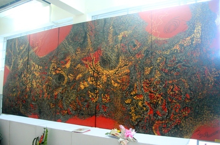 Abstract lacquer painter introduces latest works - 2 Abstract lacquer painter introduces latest works - 2