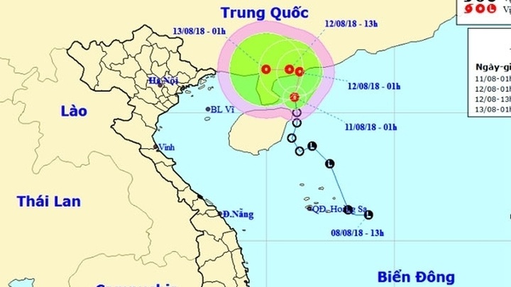Tropical depression causes heavy showers and thunderstorms - 1