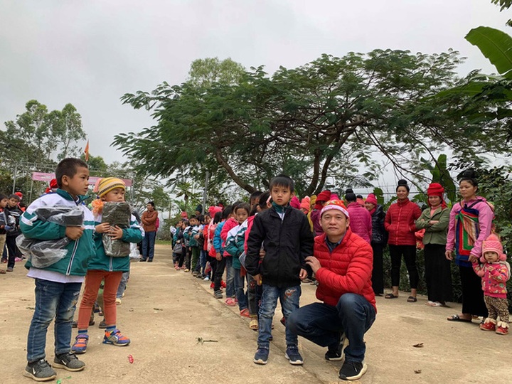 Dantri/DTiNews classrooms launched in mountainous province - 5