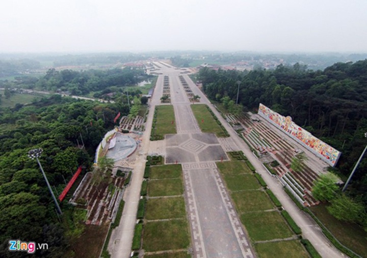 Hung Kings Temple from high view - 5