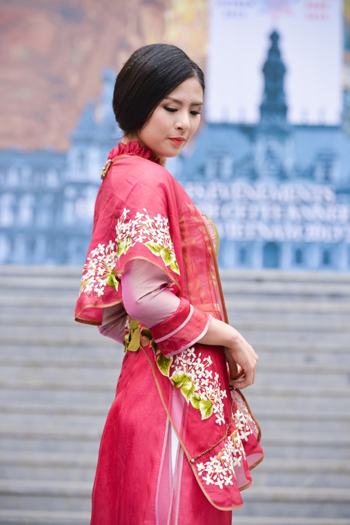 Vietnamese Ao Dai to be shown in France - 5