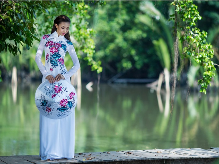 Vietnamese beauty shines at Miss Grand International - 11