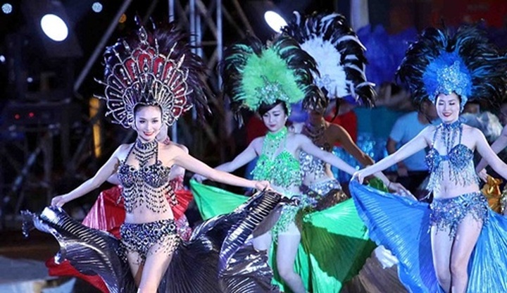 Festive holidays to celebrate Reunification Day - 3