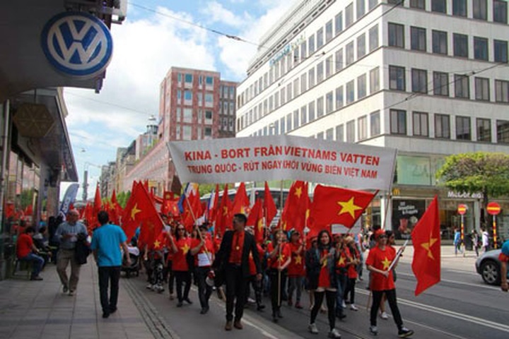 Vietnamese nationals in Scandinavia protest China - 8